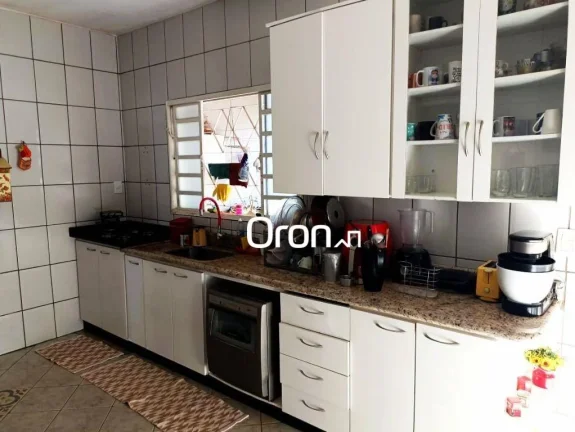 Imagem Casa à venda, 236 m² por R$ 815.000,00 - Vila Jardim Vitória - Goiânia/GO
