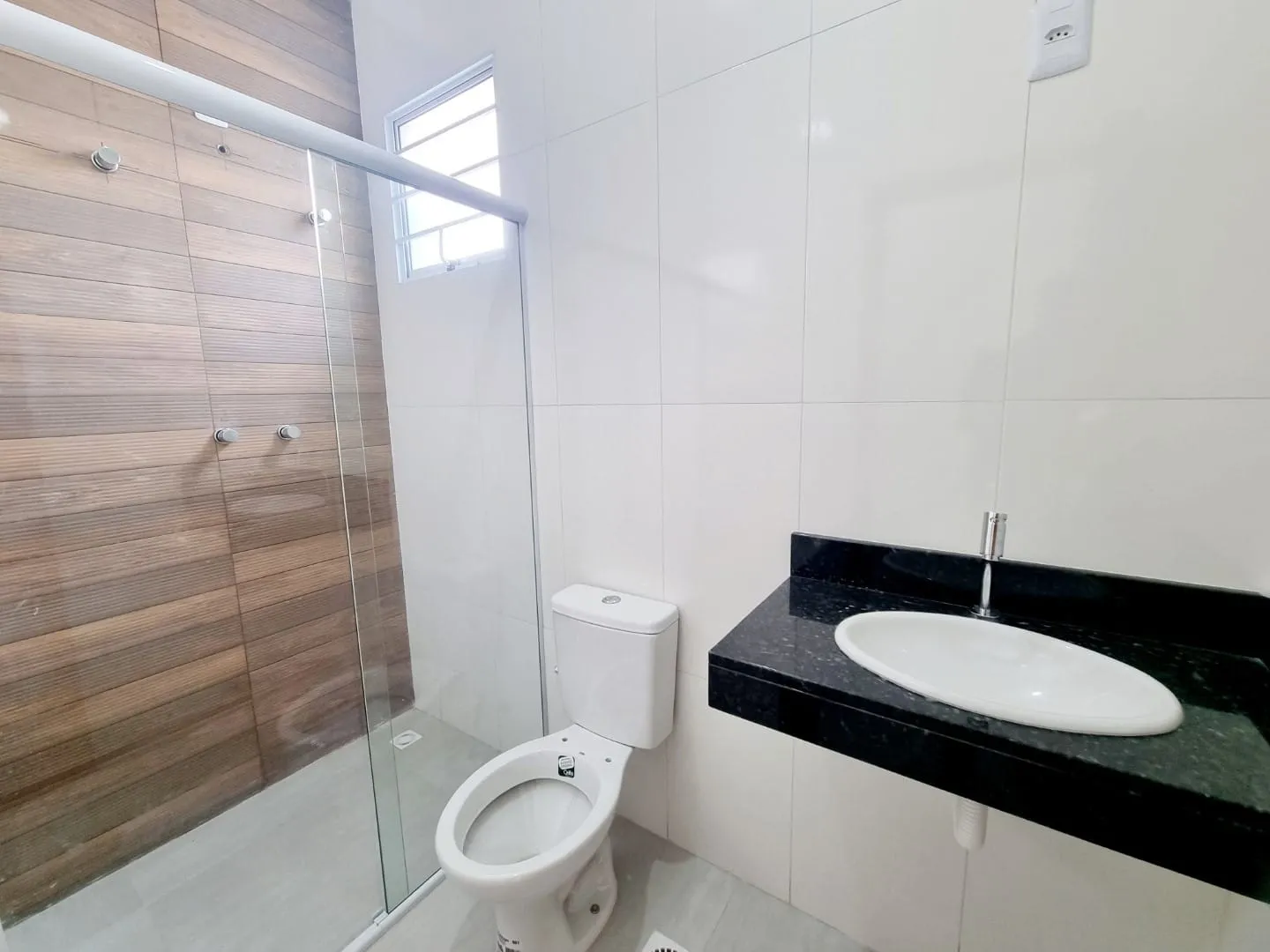 Imagem Casa à venda 3 Quartos, 1 Suite, 2 Vagas, Crispim, Pindamonhangaba - SP