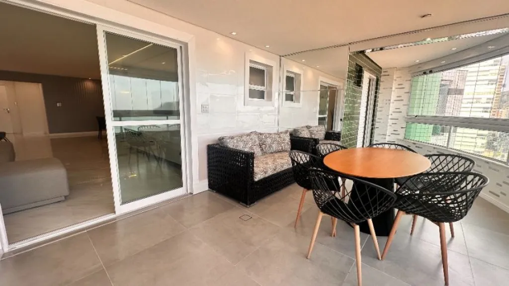 Imagem APARTAMENTO COM 190,00 m² - CANTO DO FORTE - PRAIA GRANDE SP