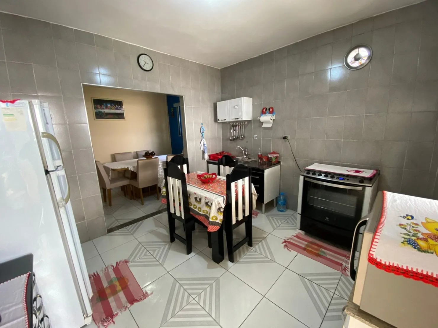 Imagem Casa à venda 4 Quartos, 1 Vaga, 250M², Jardim Baronesa, Taubaté - SP
