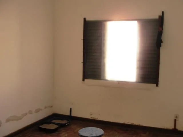 Imagem Casa à venda 2 Quartos, 2 Vagas, 300M², Chácara Galega, Pindamonhangaba - SP