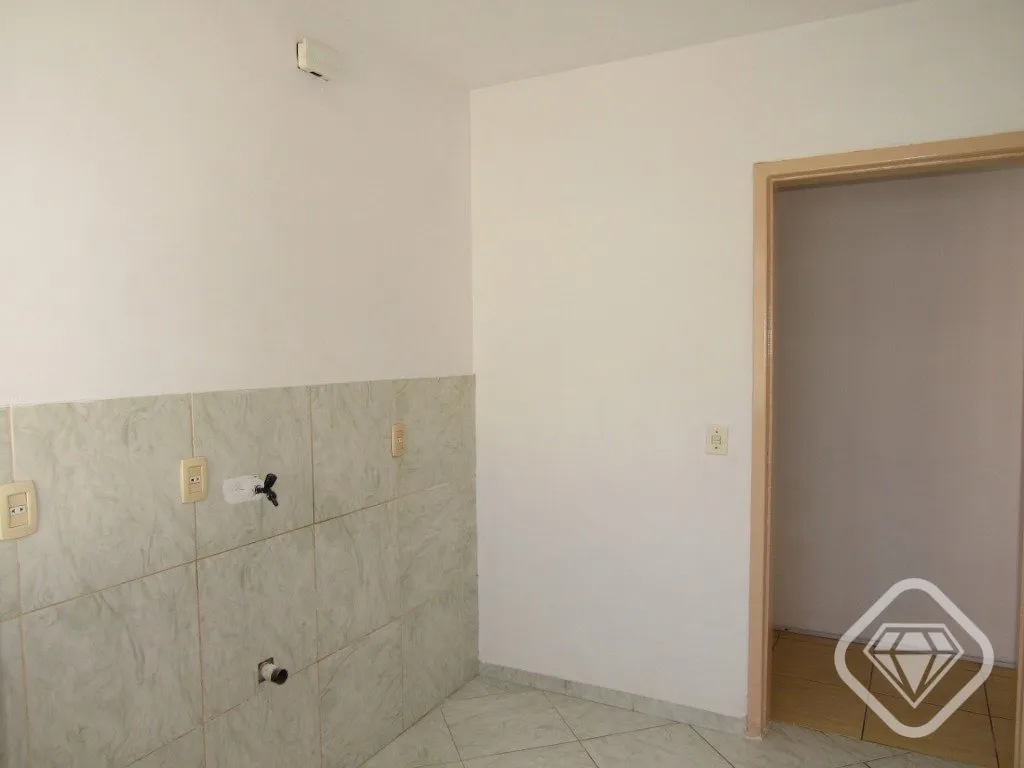 Imagem Apartamento no bairro Camaquã, com excelente aproveitamento dos espaços e baixo custo condominial....