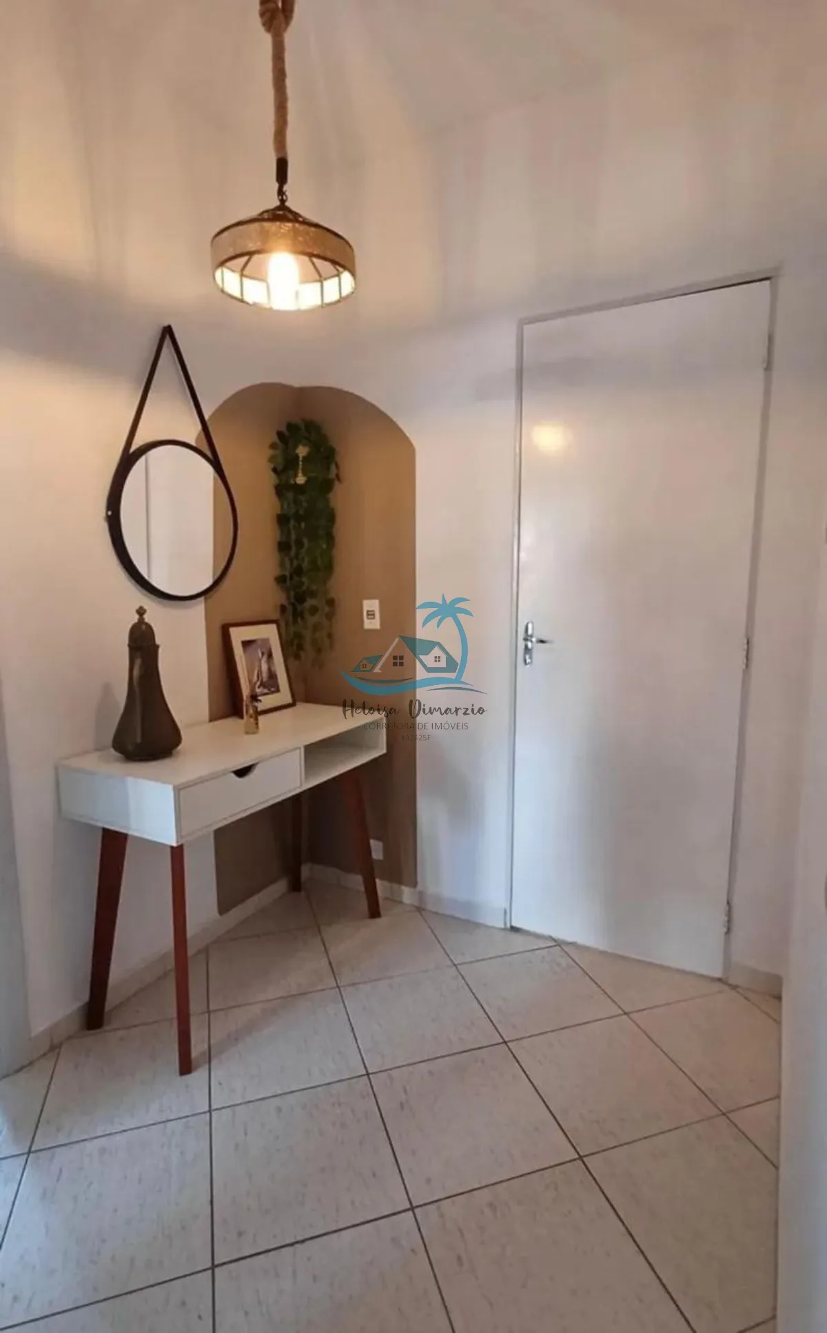 Imagem Ótimo apartamento reformado com 2 dormitórios no Itaguá em Ubatuba, apenas 477.000,00.