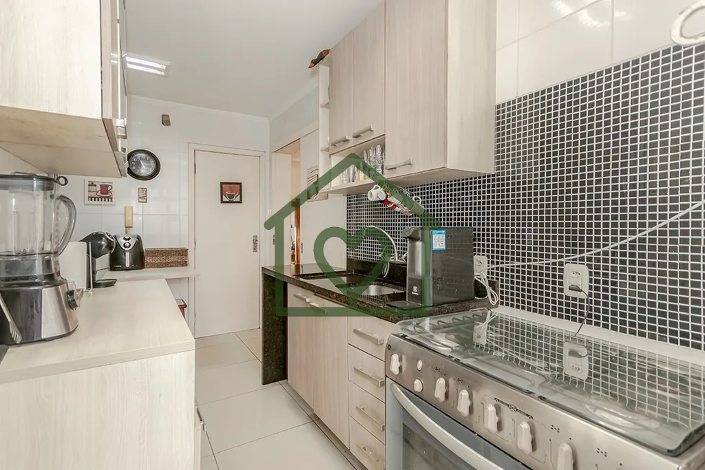 Imagem Apartamento à venda no bairro Auxiliadora, Localizado na rua Silva Jardim, próximo da Av 24 de Out...
