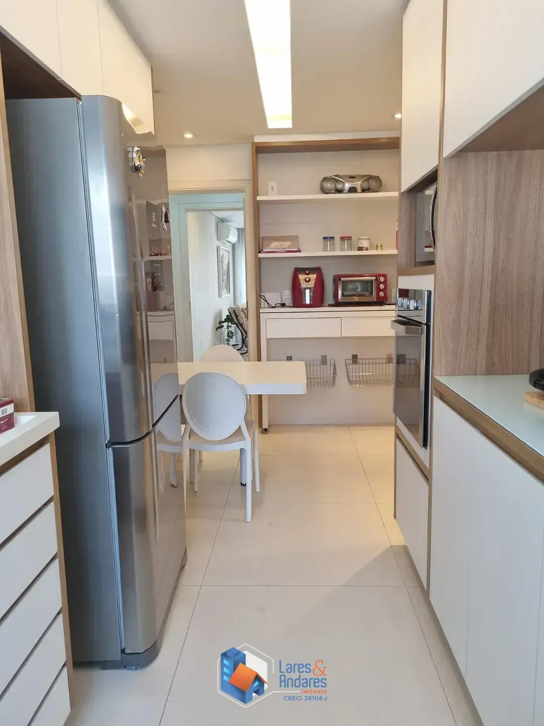 Imagem Apartamento para venda e locação em Moema com 4 quartos, sendo 4 suítes, 178m²