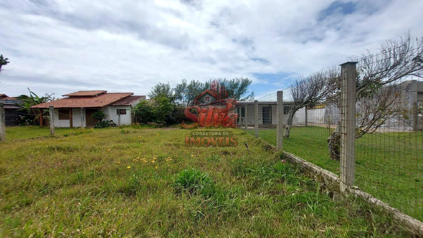 Imagem T449 | Terreno 300m² à venda a 100m do mar em Imbé