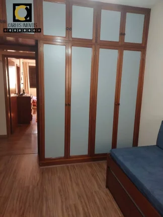 Imagem Apartamento na Ponta da praia com 3 dormitórios e 162m²