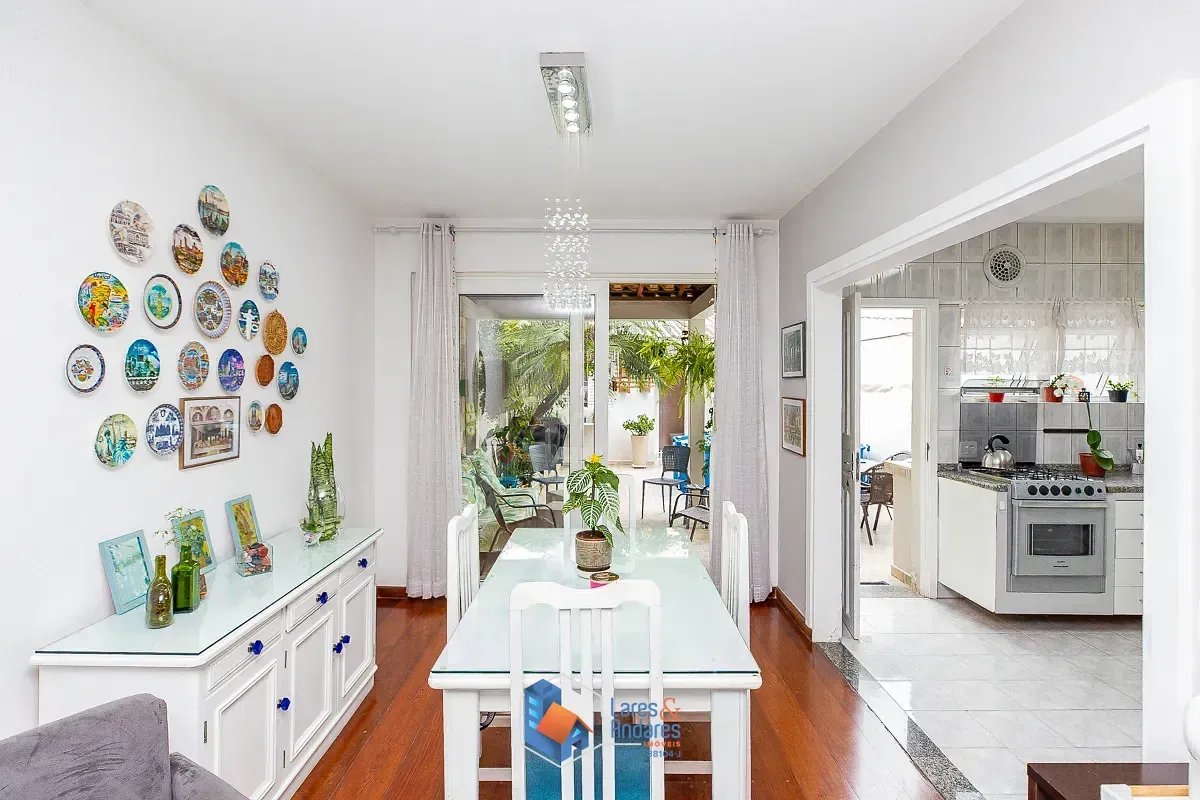 Imagem Casa para venda em Campo Belo com 3 quartos, sendo 1 suíte, 187m²