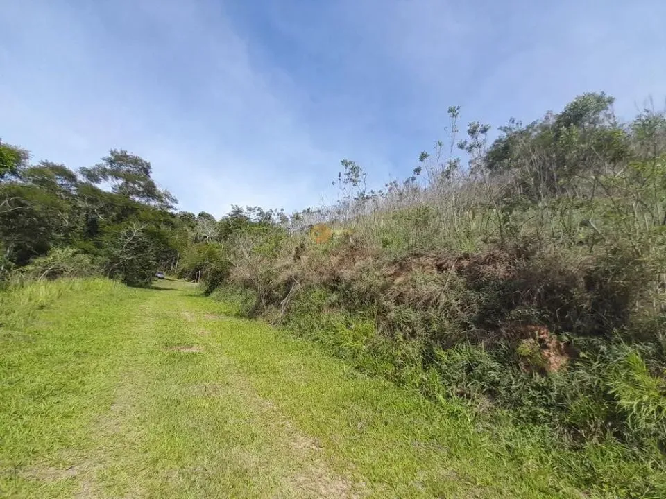Imagem Terreno em Condomínio para Venda em Teresópolis / RJ no bairro Prata