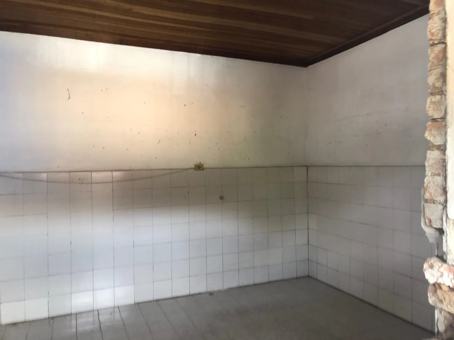 Imagem Comercial para Locação 2 Quartos, 2 Vagas, 120M², Centro, Pindamonhangaba - SP