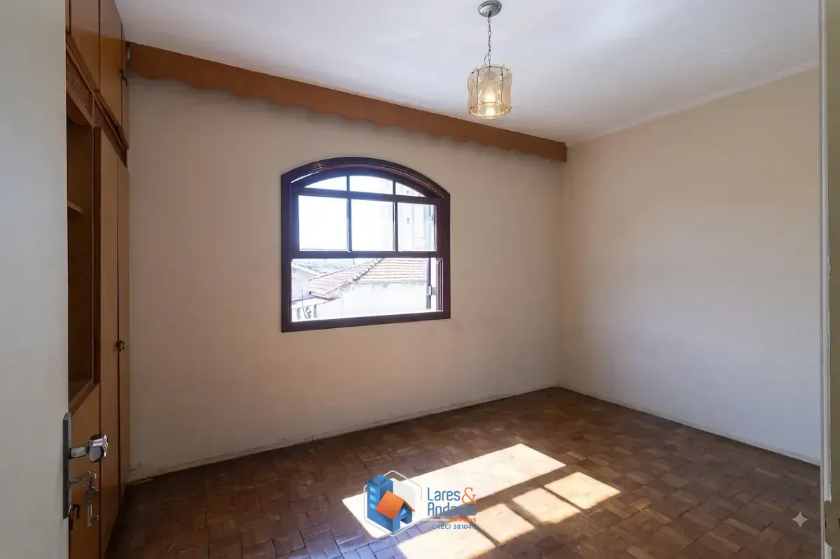 Imagem Sobrado para venda em Vila Santa Maria com 3 quartos, sendo 1 suíte, 166m²