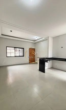 Imagem Casa Nova,3 dormitórios ( 1 suíte), 2 vagas, área gourmet