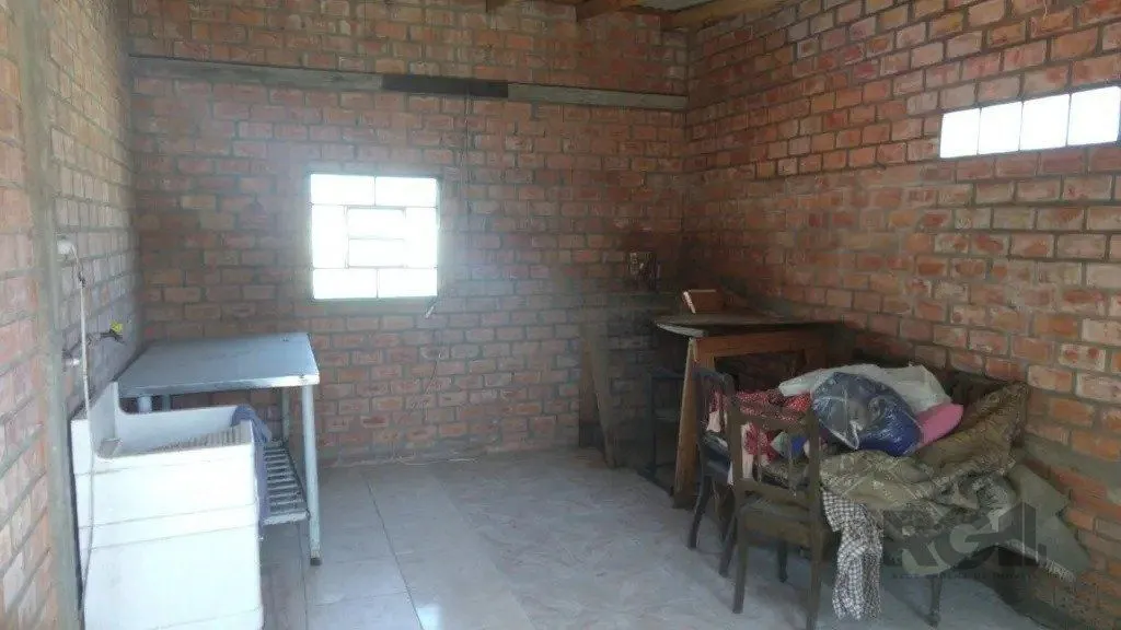 Imagem Casa com 3 dormitórios no bairro Sarandi