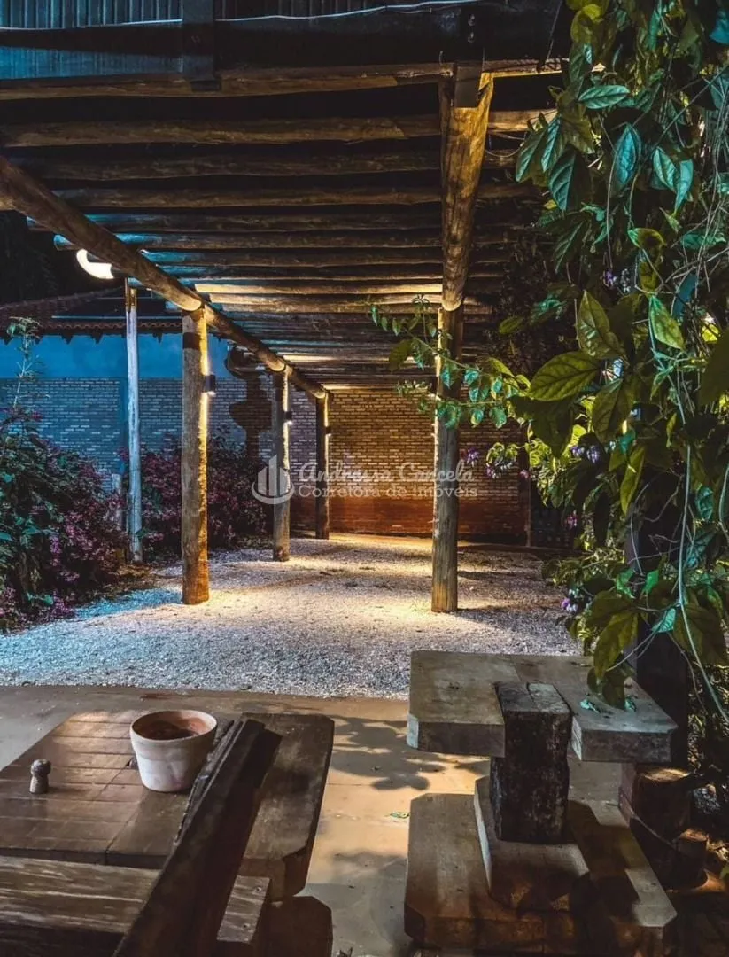 Imagem Rancho com 4 dormitórios à venda, 476 m² por R$ 1.200.000 - Condomínio Marina Bonita - Zacarias/SP