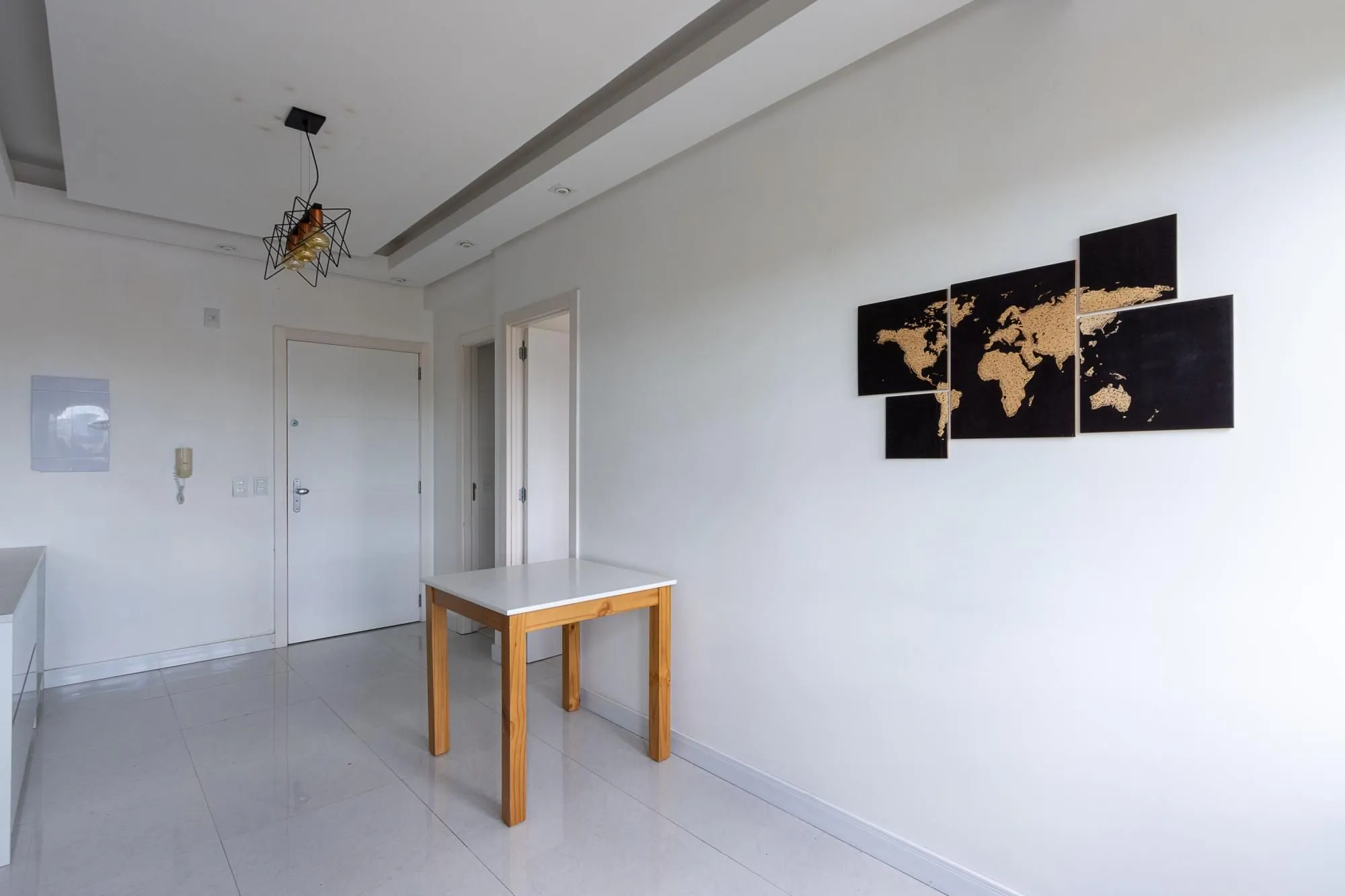 Imagem Apartamento para Locação - 40.12m², 1 dormitório, 1 vaga - Camaquã