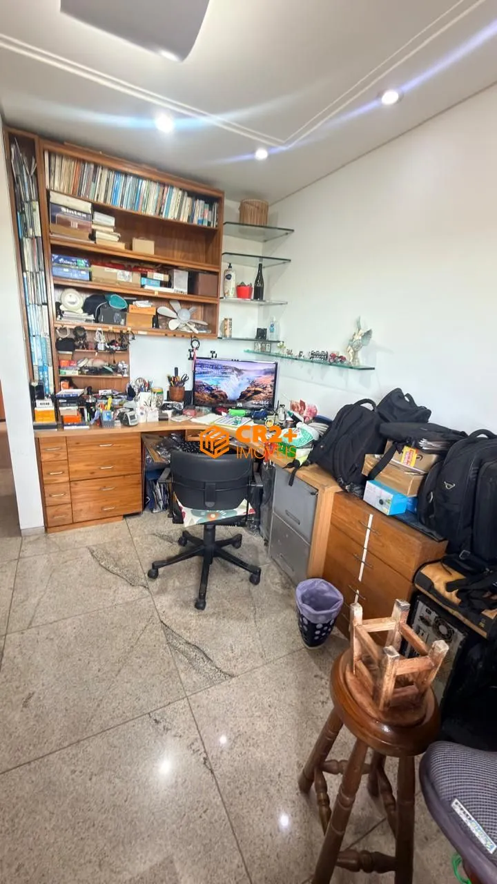 Imagem Vendo Cobertura com 318m² no Espinheiro