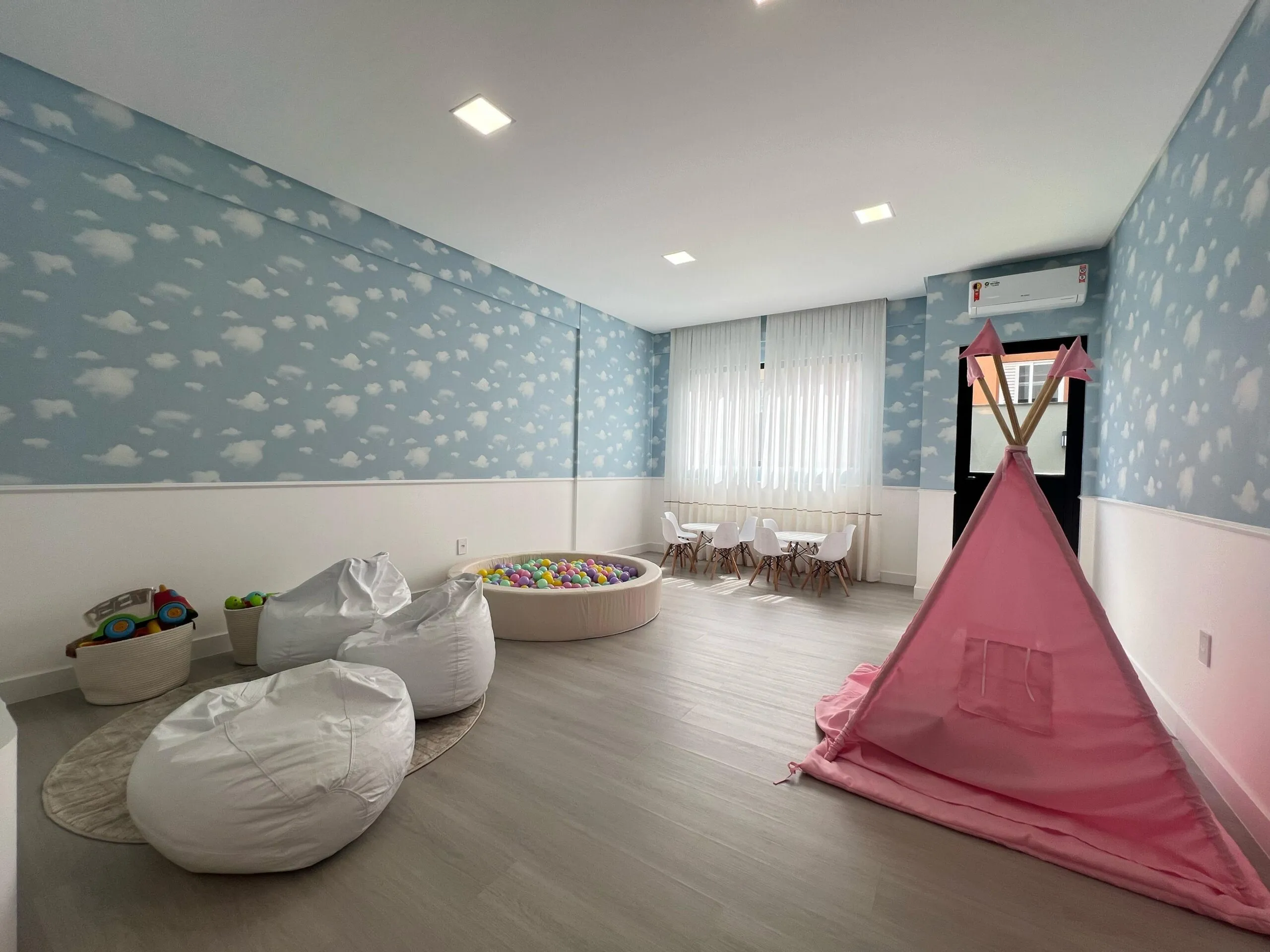 Imagem Apartamento com vista para o mar à venda com 112m2 por R$ 2.800.000,00