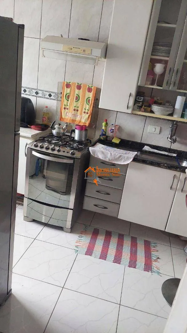 Imagem Apartamento com 2 dormitórios à venda, 50 m² por R$ 255.000 - Vila Galvão - Guarulhos/SP