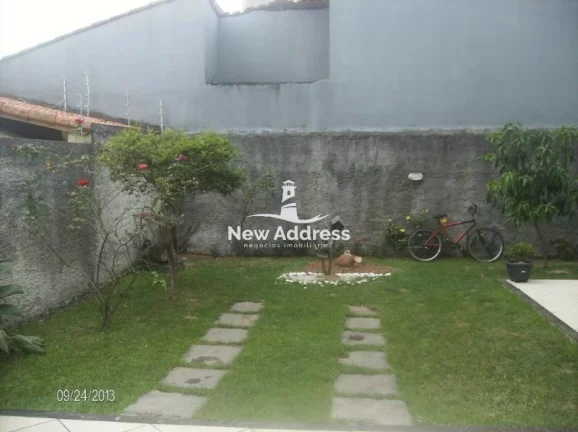 Imagem Casa de 4 quartos à venda a poucos passos do mar da Praia de Itaparica - Vila Velha