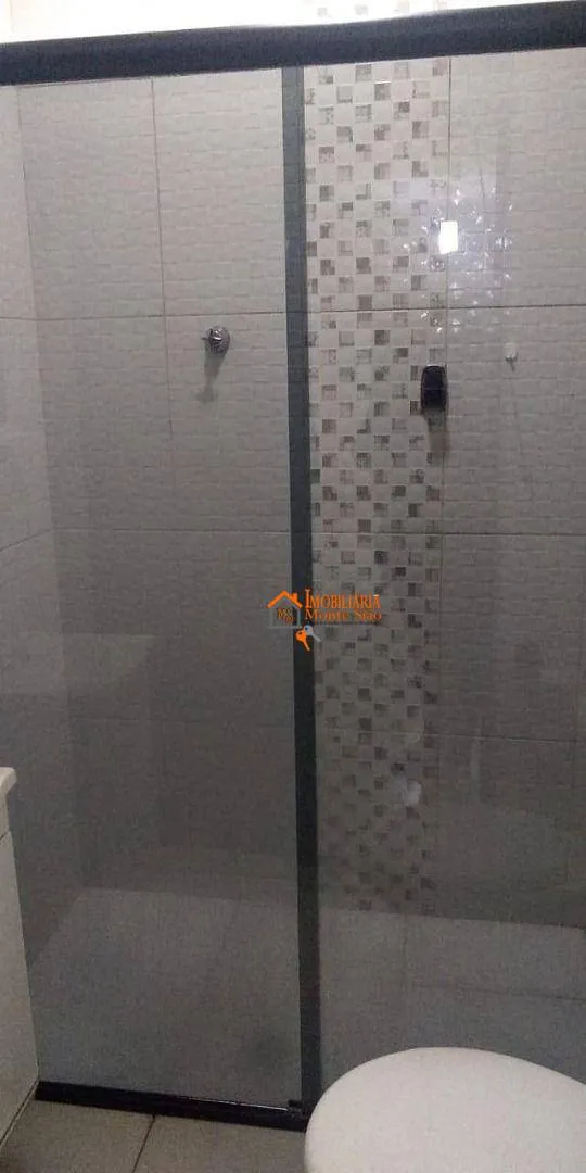 Imagem Sobrado 4 Dormitórios com 2 Suítes, Varanda e 2 Vagas - Guarulhos
