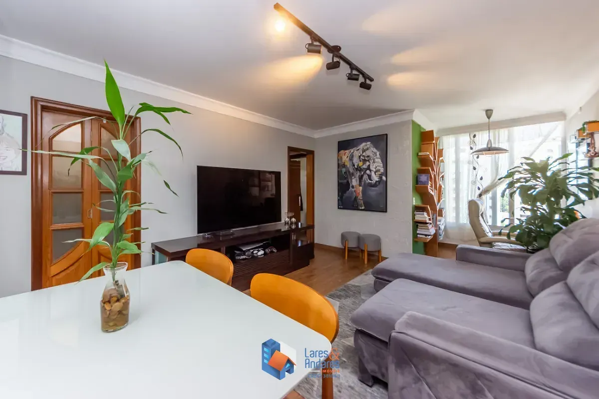 Imagem Apartamento para venda em Moema com 2 quartos, sendo 1 suíte, 75m²