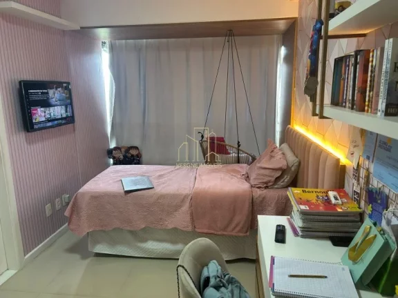 Imagem Apartamento com três suítes varanda gourmet a venda em na Colina A em Patamares