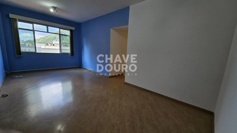 Imagem Apartamento de 3 quartos com 94m² perto da Faculdade UNIFESO