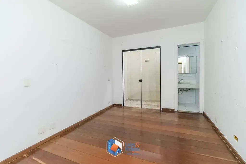Imagem Casa à venda 3 Quartos 3 Suites 4 Vagas 345M² Indianópolis São Paulo - SP