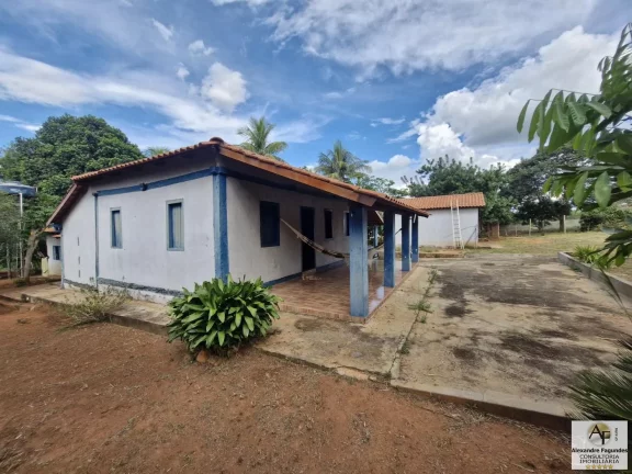 Imagem Chácara para Venda em Professor Jamil, Zona Rural Município Professor Jamil