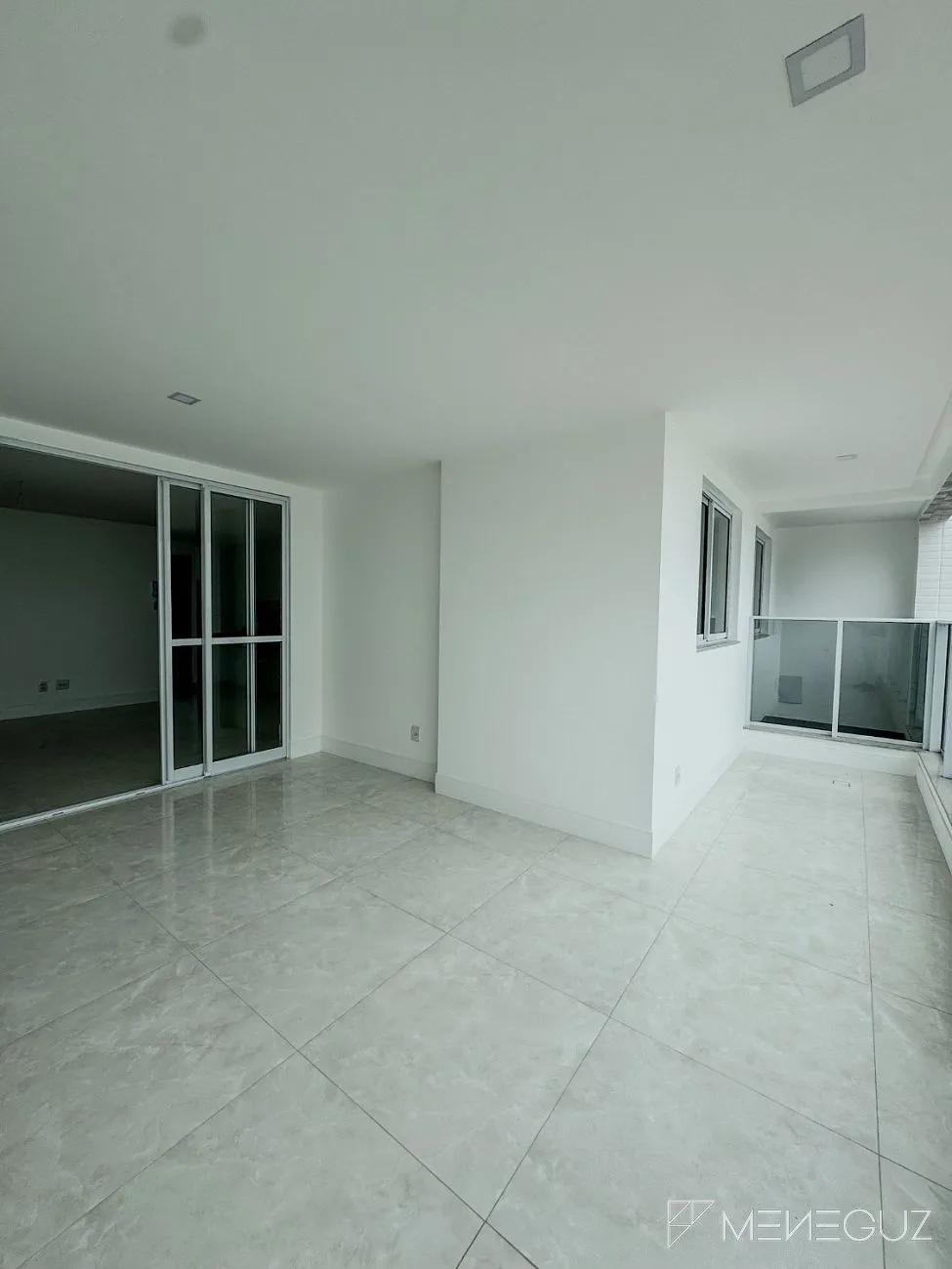 Imagem Apartamento 3 quartos frente mar na praia da cerca, conforto garantido.