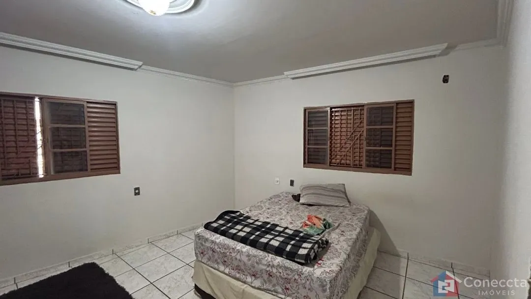 Imagem Apartamento com 3 dormitórios à venda, 112 m² por R$ 290.000,00 - Centro - Presidente Olegário/MG