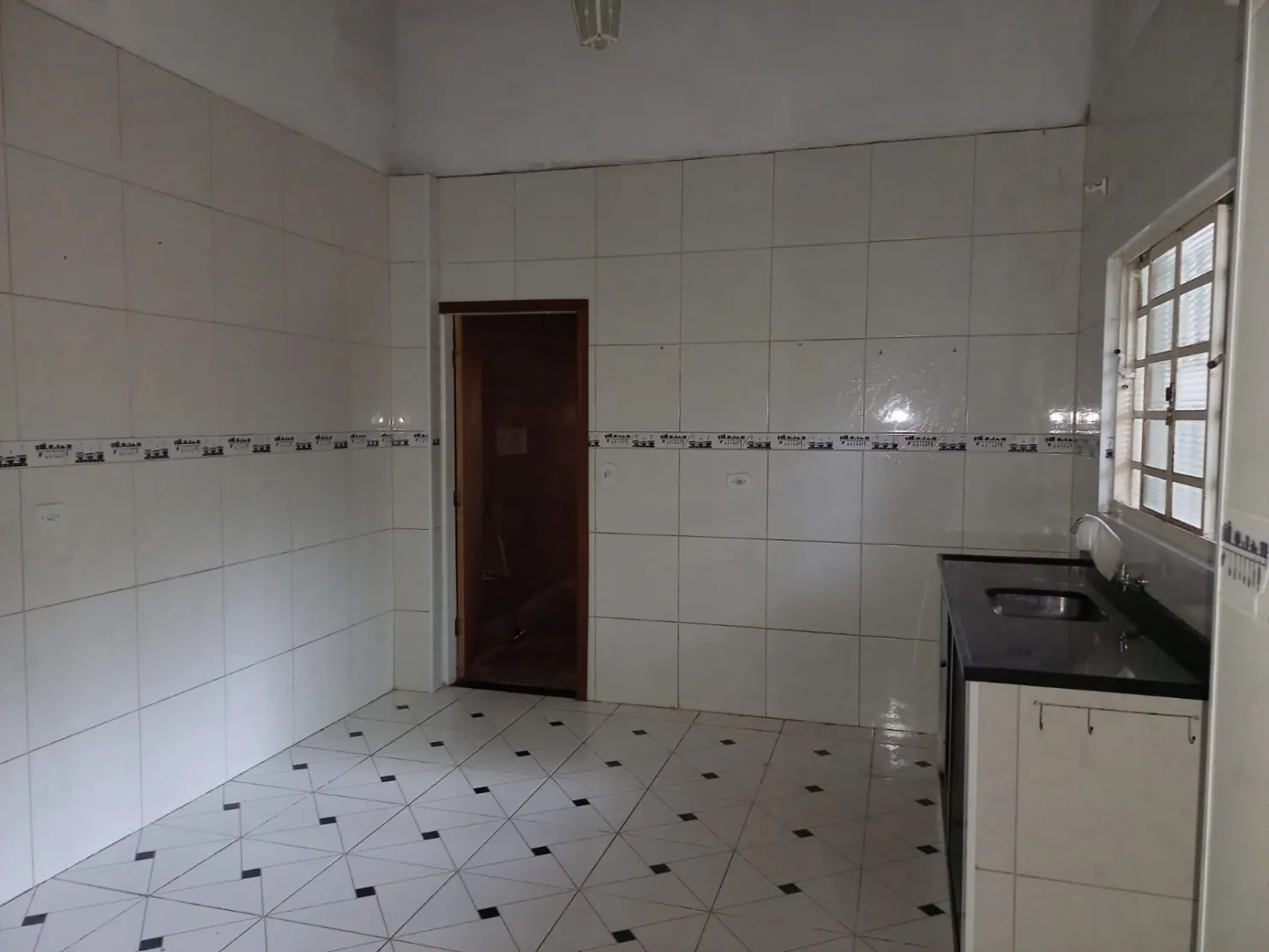Imagem Casa à venda 2 Quartos, 1 Vaga, 375M², Centro, Tremembé - SP