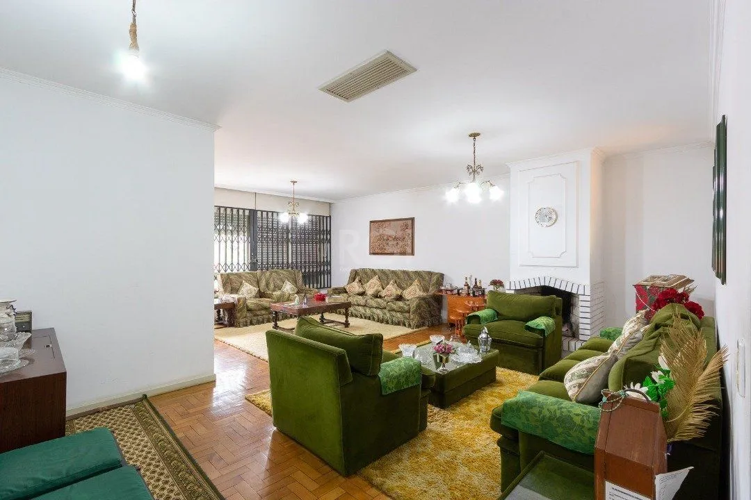 Imagem Casa para Venda - 280m², 4 dormitórios, sendo 1 suites, 3 vagas - Vila Assunção