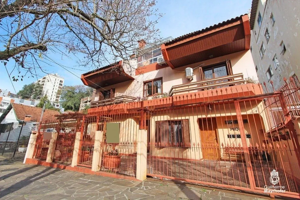 Imagem Casa de 250m² Para comprar no Bairro Mont Serrat Por R$1.120.000,00