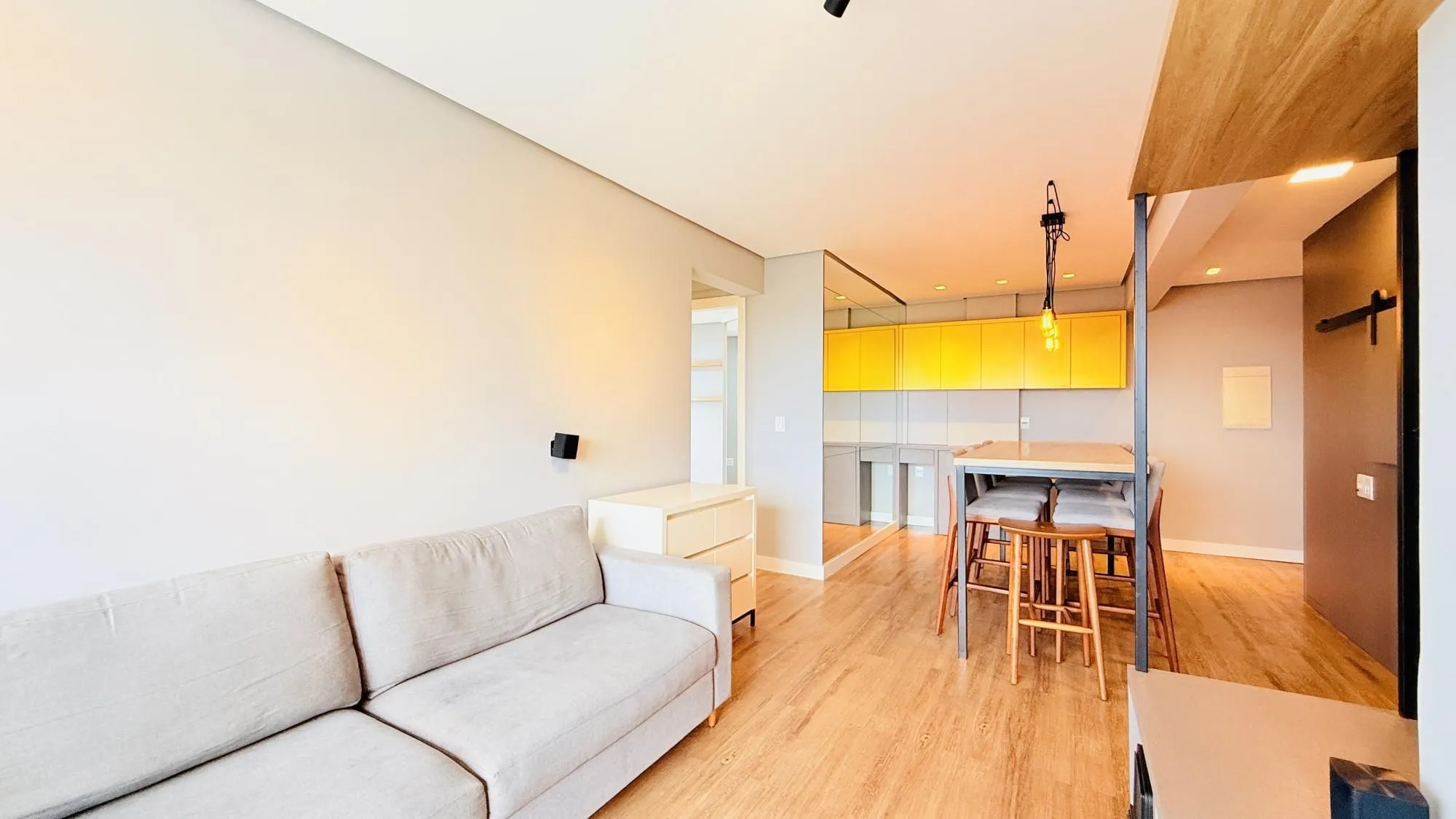 Imagem Apartamento para comprar com 2 dormitórios sendo 1 suíte
