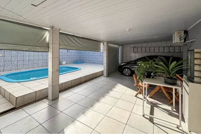 Imagem Casa para venda no bairro Guajuviras em Canoas