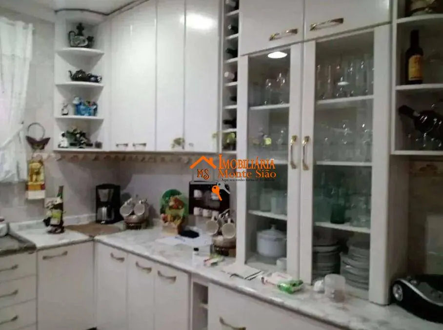 Imagem Sobrado com 3 dormitórios à venda, 260 m² por R$ 1.090.000 - Vila Rosália - Guarulhos/SP