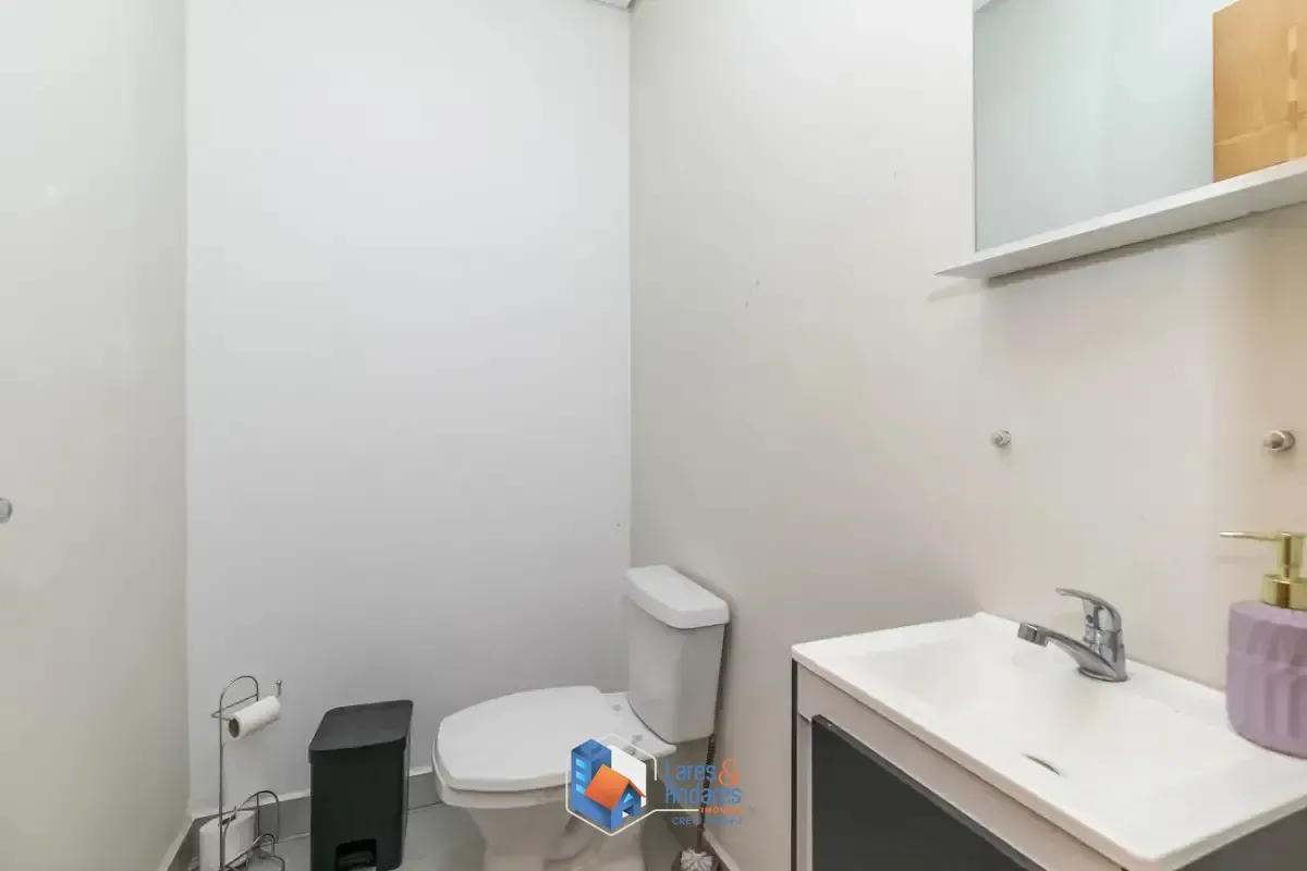 Imagem Sobrado para venda em Piqueri com 3 quartos, sendo 1 suíte, 307m²