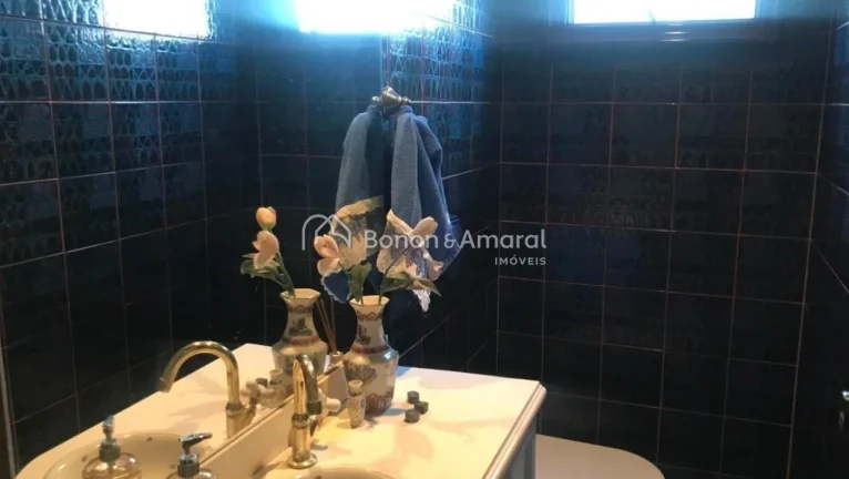 Imagem Apartamento a venda no bairro Cambuí em Campinas.
Localizado em rua tranquila e arborizada no miolo...
