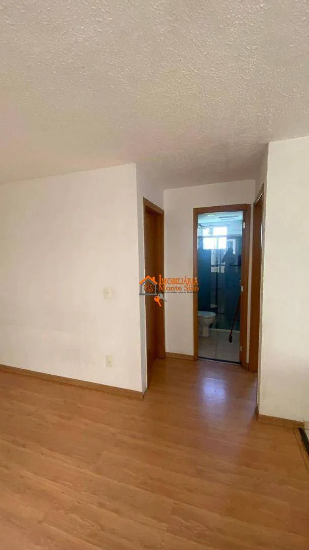 Imagem Apartamento com 2 dormitórios à venda, 47 m² por R$ 255.000,00 - Água Chata - Guarulhos/SP