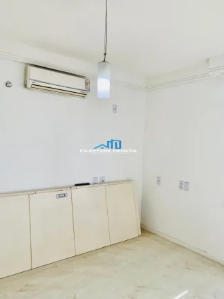 Imagem Apartamento para Locação em Feira de Santana, Santa Mônica, 4 dormitórios, 3 suítes, 3 banheiros, 2 vagas