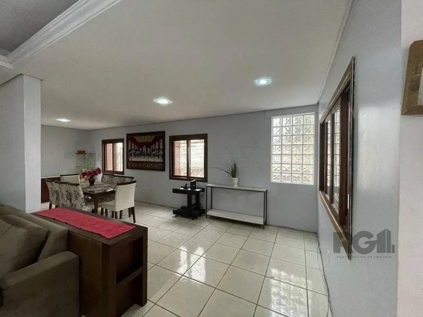 Imagem Casa de 4 dormitórios, bairro Ipanema