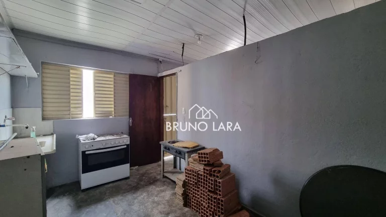 Imagem Casa com 7 dormitórios para alugar, 230 m² por R$ 4.000,00/mês - Novo Horizonte - Igarapé/MG