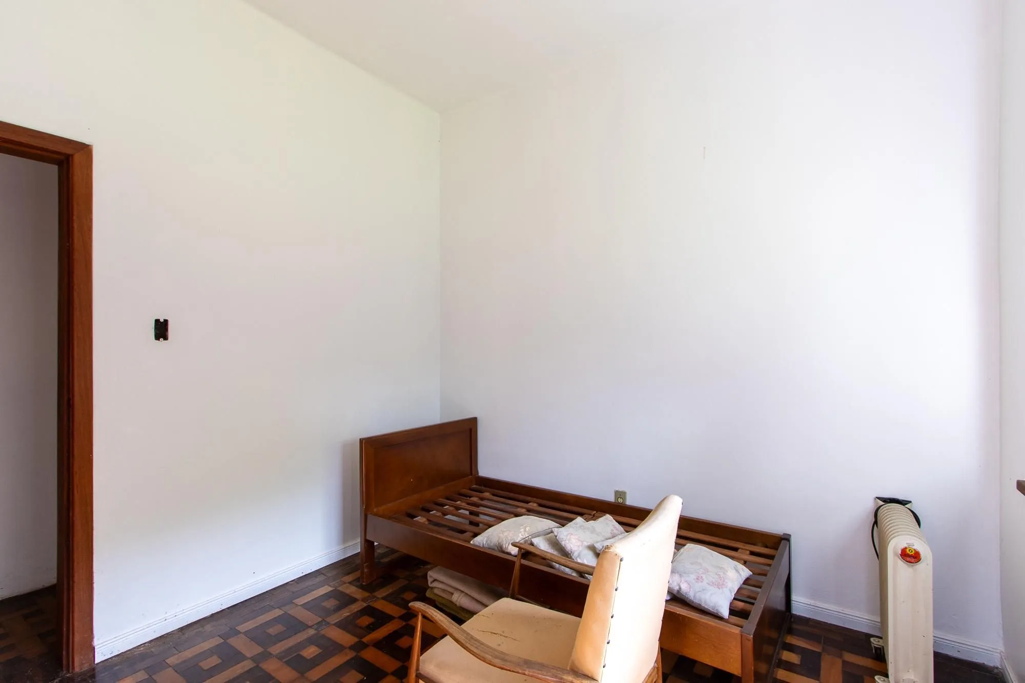 Imagem Casa com 4 quartos à venda na Avenida Pereira Passos Vila Assunção, Porto Alegre
