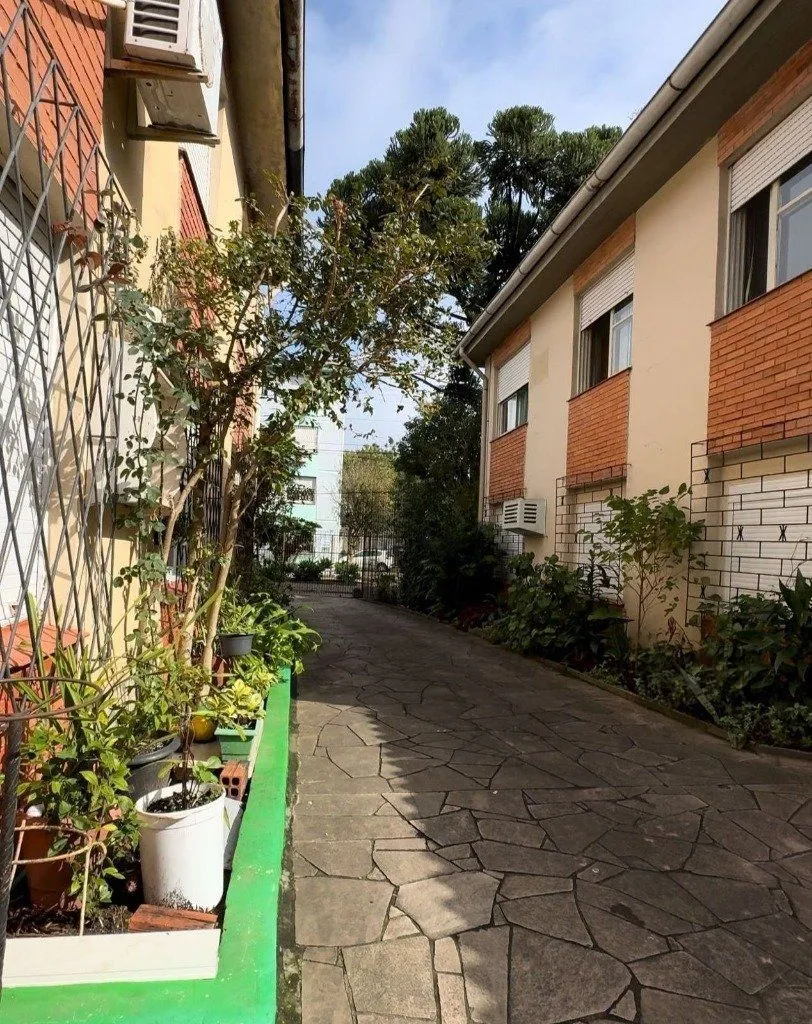 Imagem Apartamento de 115m², 3 dormitórios, 2 vagas no bairro Glória