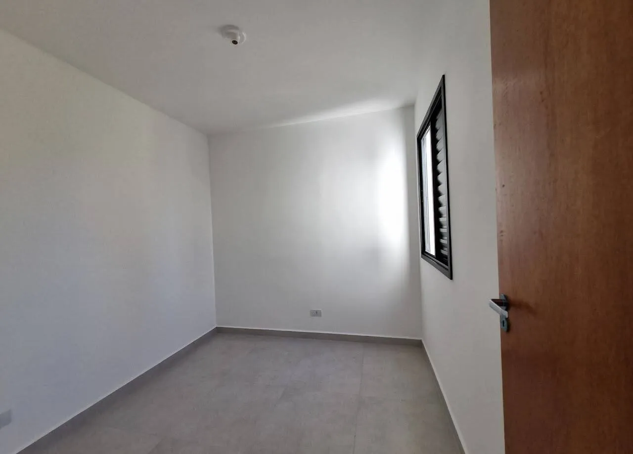 Imagem Apartamento com 2 quartos à venda na Vila Diva.