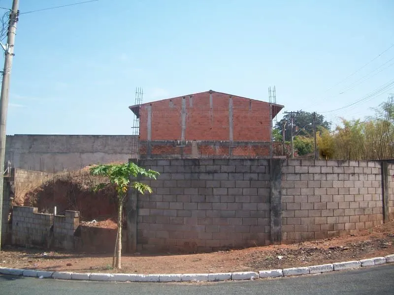 Imagem Terreno à venda em Valinhos-SP, no Jardim America II, com 535,00 m² de área!