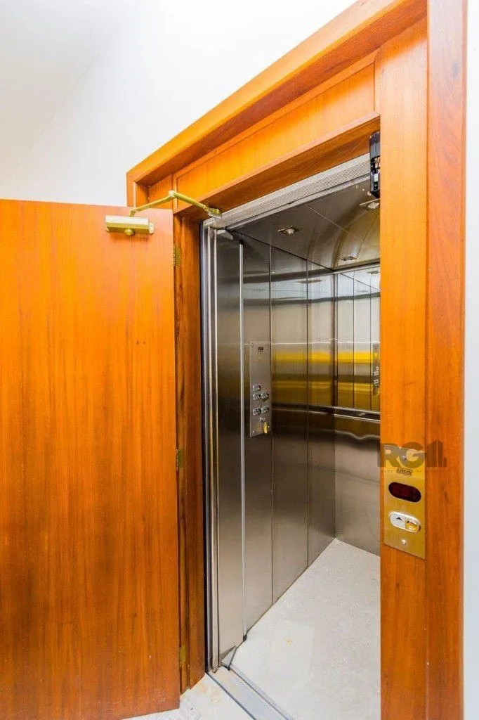 Imagem Casa 320m², 3 dormitórios, 3 vagas no bairro Jardim Itu
