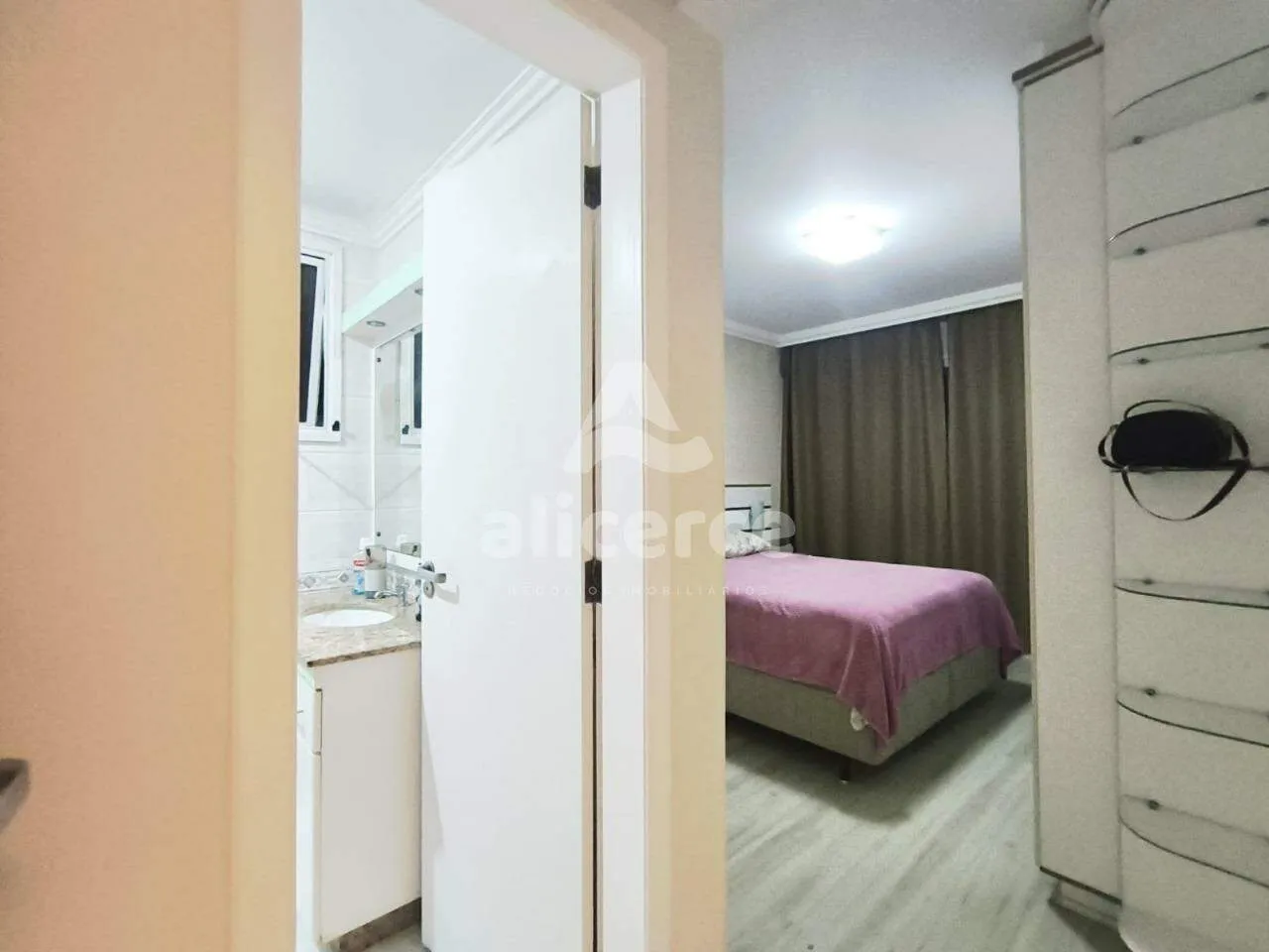 Imagem Apartamento à venda com 2 quartos , 79m² em Jardim Cidade de Florianópolis São José