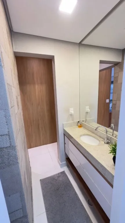 Imagem APARTAMENTO COM 134,00 m² - CANTO DO FORTE - PRAIA GRANDE SP